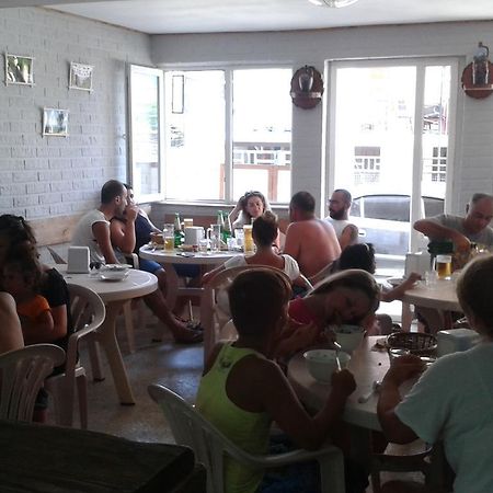 Cactus Hotel Kobuleti Bagian luar foto