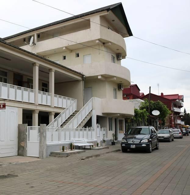 Cactus Hotel Kobuleti Bagian luar foto